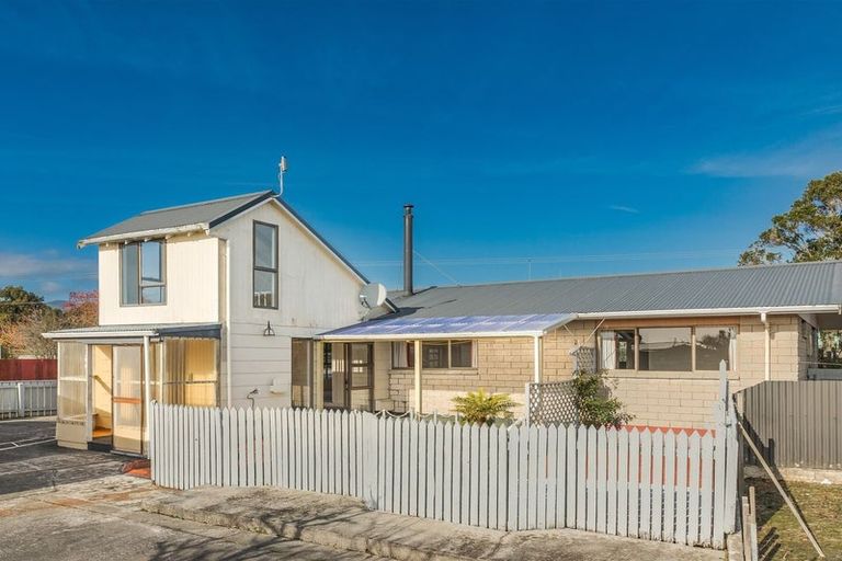 Photo of property in 111 Brougham Street, Westport, 7825