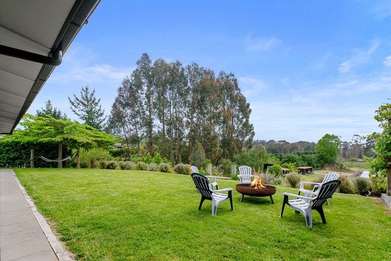 Photo of property in 1/142 Mapara Road, Acacia Bay, Taupo, 3385