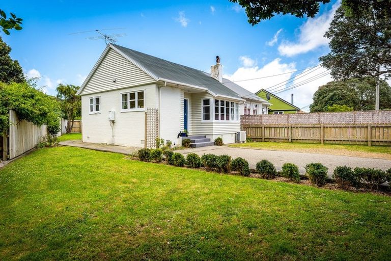 Photo of property in 16 Tyndall Street, Waiwhetu, Lower Hutt, 5010