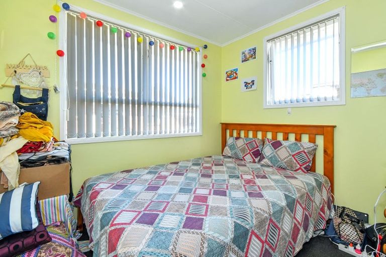 Photo of property in 16a Nogat Avenue, Papatoetoe, Auckland, 2024
