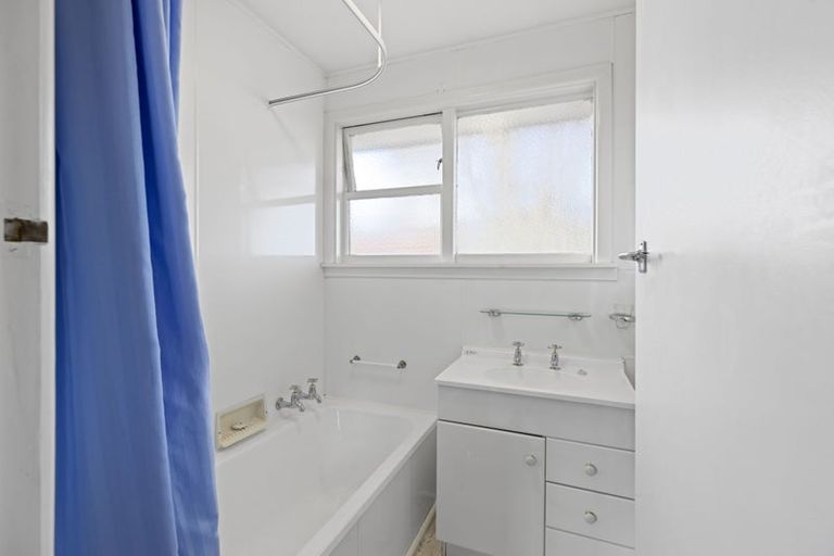 Photo of property in 23 Norrie Street, Redwood, Christchurch, 8051