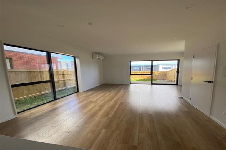 Photo of property in 17 Hearth Street, Flat Bush, Auckland, 2019