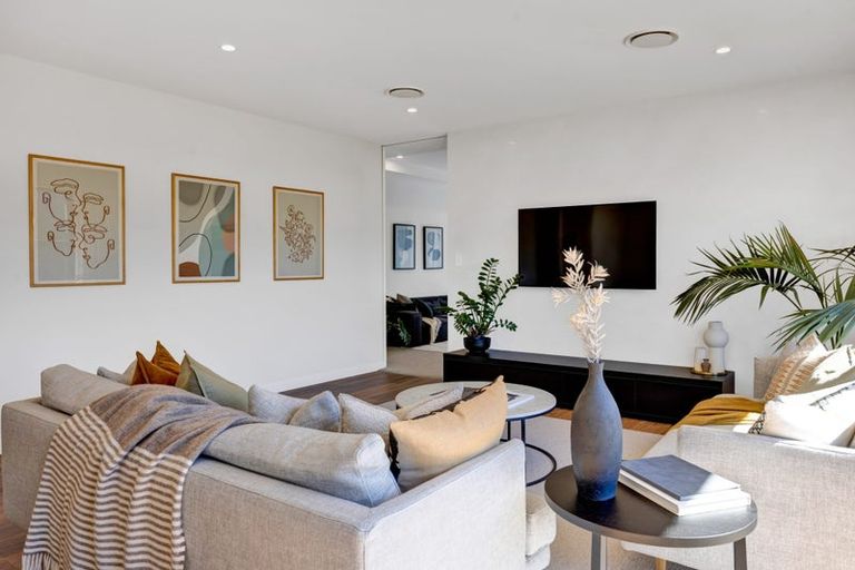 Photo of property in 27 Keene Drive, Bell Block, New Plymouth, 4312