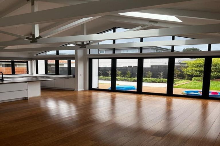 Photo of property in 21 Nottingham Street, Karori, Wellington, 6012