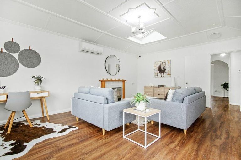 Photo of property in 965 High Street, Avalon, Lower Hutt, 5011