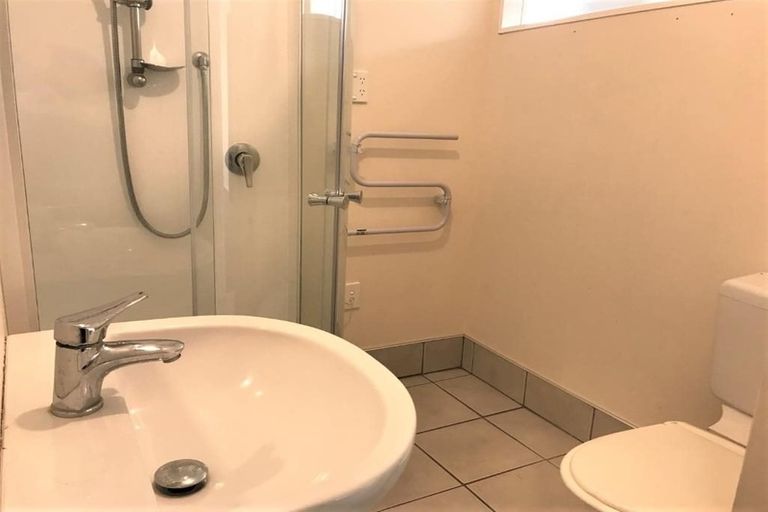 Photo of property in 40 Govett Avenue, Frankleigh Park, New Plymouth, 4310