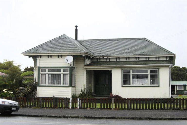 Photo of property in 42 Mill Street, Westport, 7825