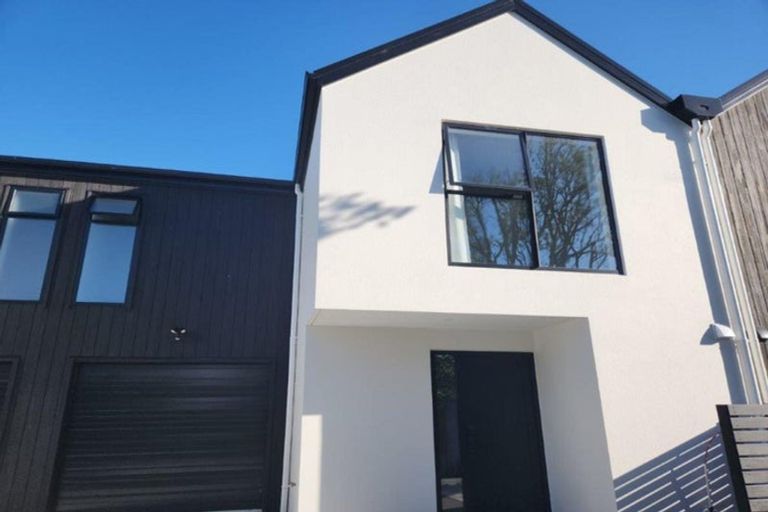 Photo of property in 3/31 Champion Street, Edgeware, Christchurch, 8013