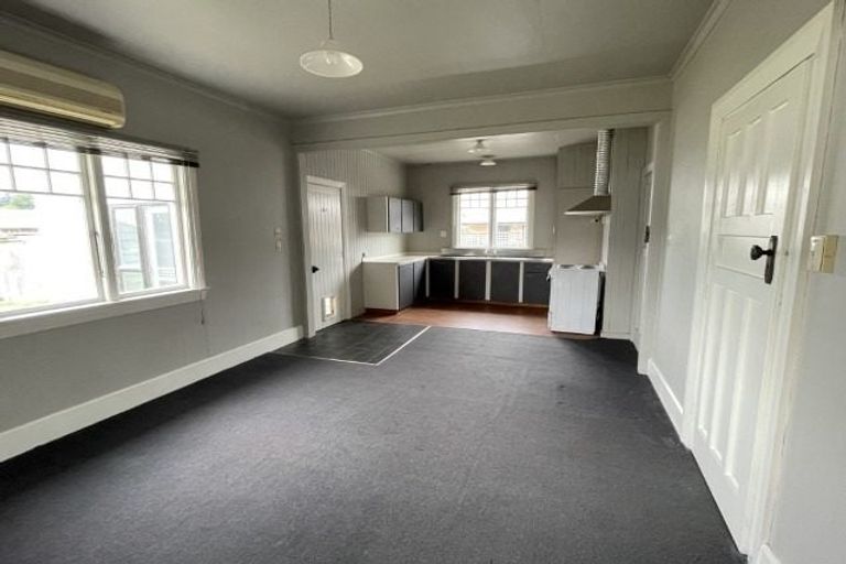 Photo of property in 41 Cameron Street, Ashburton, 7700