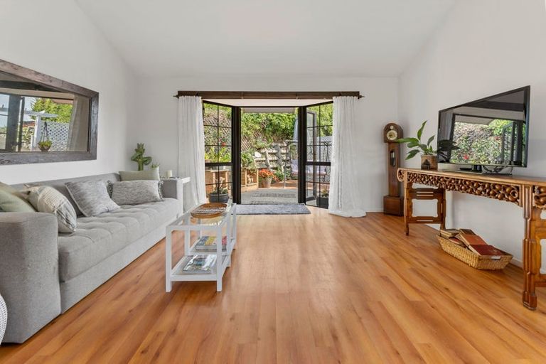 Photo of property in 99 Princes Drive, Britannia Heights, Nelson, 7010