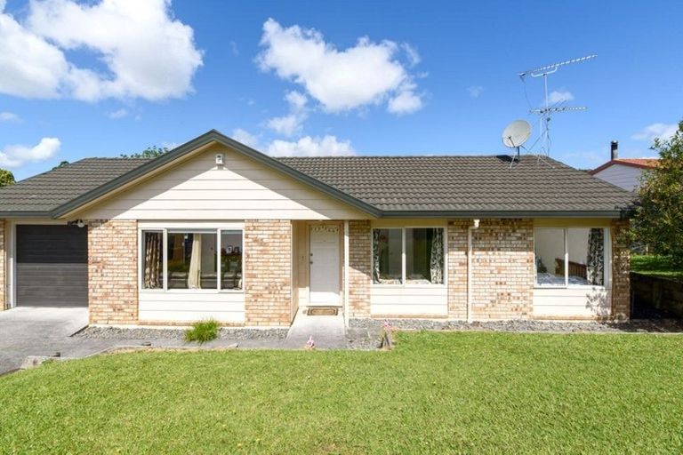 Photo of property in 49 Patts Avenue, Glendene, Auckland, 0602