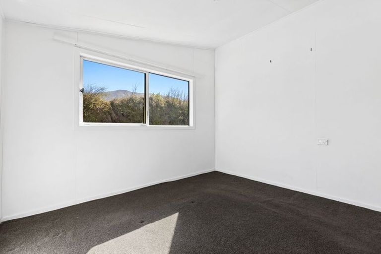 Photo of property in 198 Lakeview Terrace, Lake Hawea, Wanaka, 9382