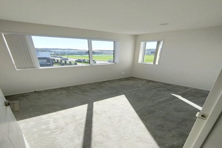 Photo of property in 75 Rosewell Crescent, Flat Bush, Auckland, 2019