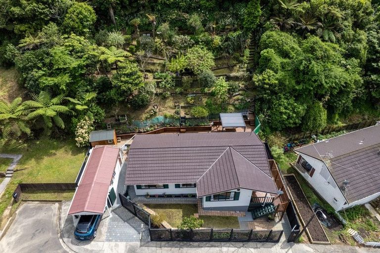 Photo of property in 52 Hathaway Avenue, Karori, Wellington, 6012