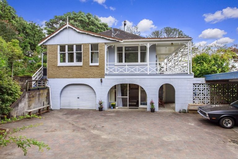 Photo of property in 25 Christian Road, Swanson, Auckland, 0614