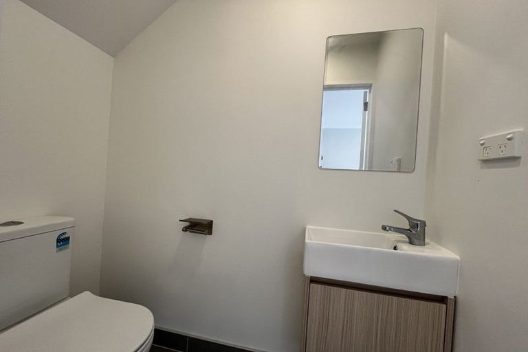 Photo of property in 13 Tukari Lane, Mangere Bridge, Auckland, 2022