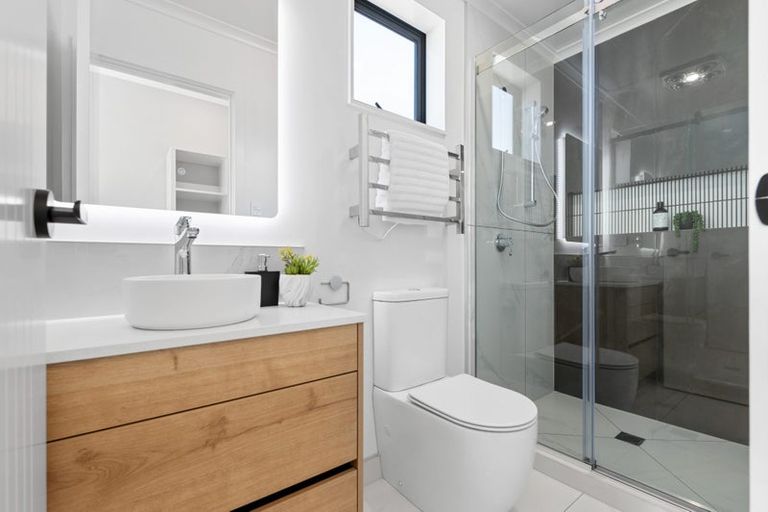 Photo of property in 1/62 Collins Road, Melville, Hamilton, 3206