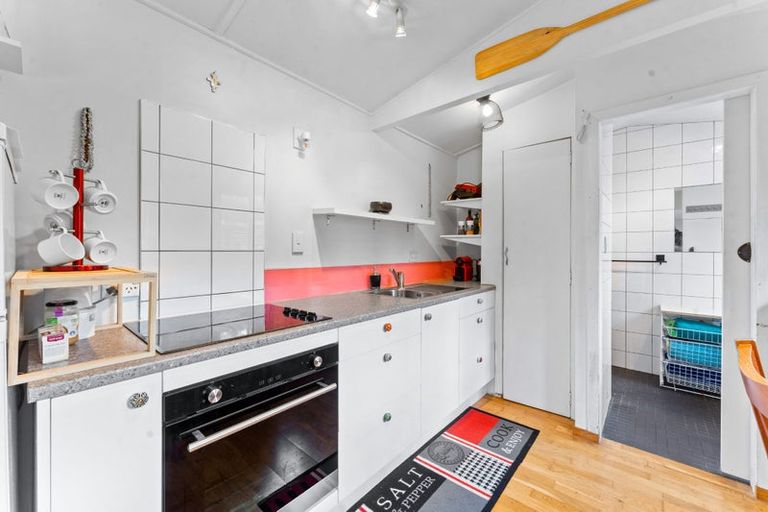 Photo of property in 9 Cotterell Street, Leigh, 0985