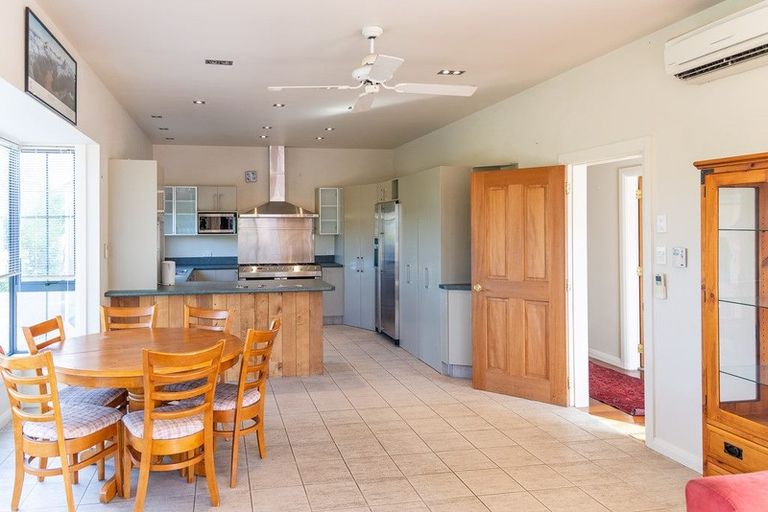 Photo of property in 1144 Brighton Road, Brighton, Dunedin, 9035