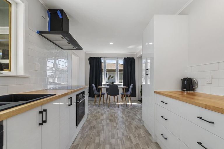 Photo of property in 22 Thomas Crescent, Western Heights, Rotorua, 3015