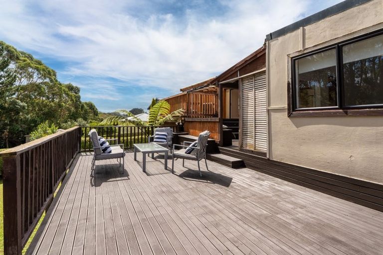 Photo of property in 25 Waihemo Street, Waitangirua, Porirua, 5024