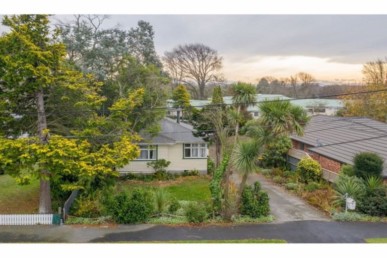 Photo of property in 17 Patten Street, Avonside, Christchurch, 8061