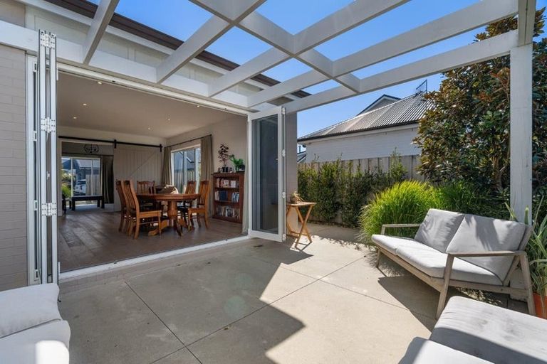 Photo of property in 16 Astelia Lane, Papamoa Beach, Papamoa, 3118