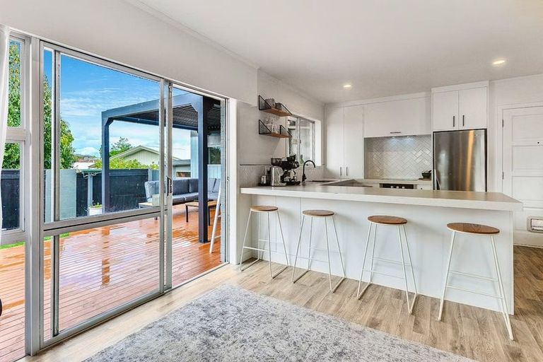 Photo of property in 80 Newcastle Road, Dinsdale, Hamilton, 3204