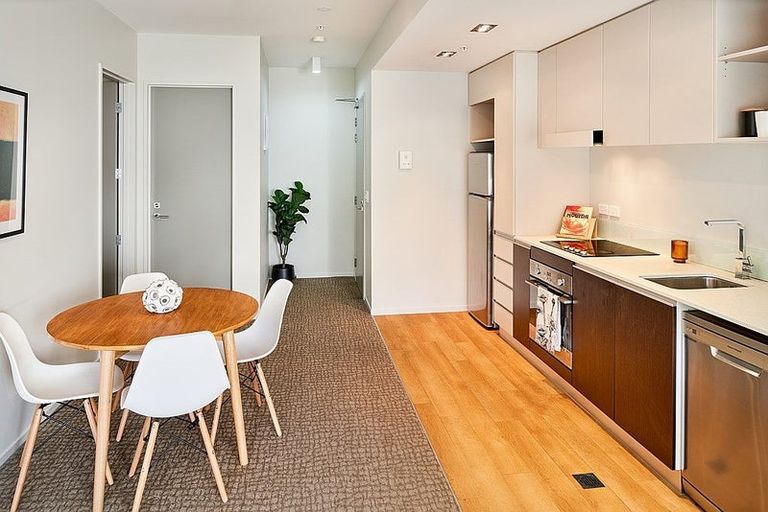 Photo of property in Masina Apartments, 207/80 Riddiford Street, Newtown, Wellington, 6021