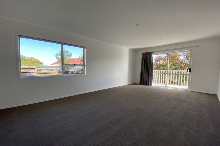 Photo of property in 69 Marendellas Drive, Bucklands Beach, Auckland, 2014