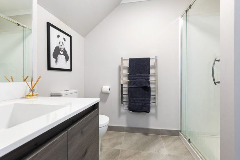 Photo of property in 10 Raranga Lane, Hobsonville, Auckland, 0616