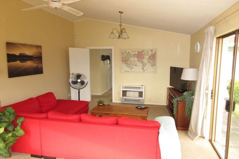Photo of property in 78 Gray Avenue, Paraparaumu Beach, Paraparaumu, 5032