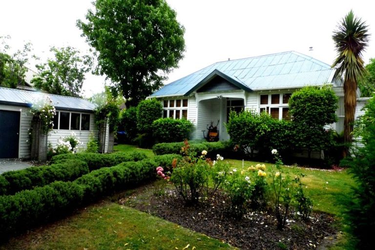 Photo of property in 96 Fendalton Road, Fendalton, Christchurch, 8014