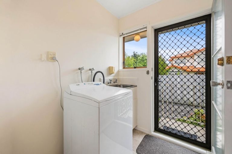 Photo of property in 5/33 Swanson Road, Henderson, Auckland, 0610