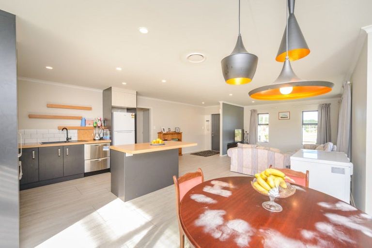 Photo of property in 39 Barling Street, Himatangi Beach, Foxton, 4891
