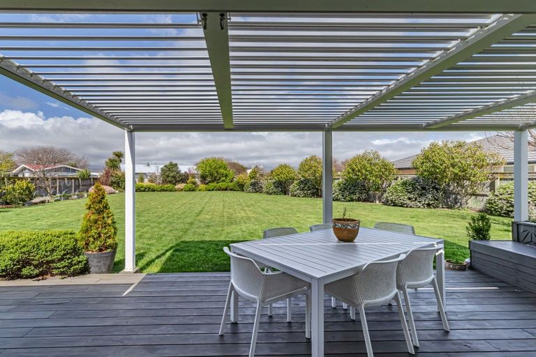 Photo of property in 15 Gladys Place, Levin, 5510