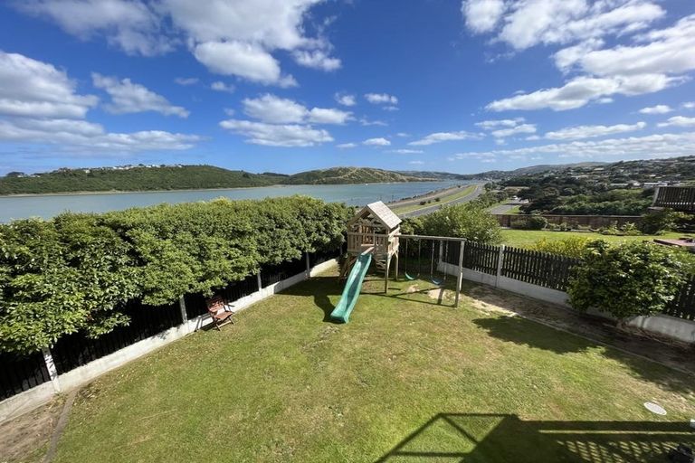 Photo of property in 5 Thurso Grove, Papakowhai, Porirua, 5024