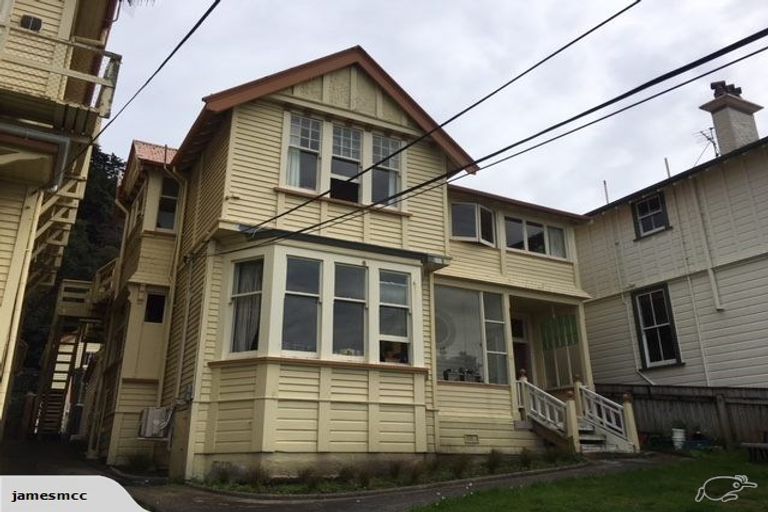 Photo of property in 21 Burnell Avenue, Thorndon, Wellington, 6011