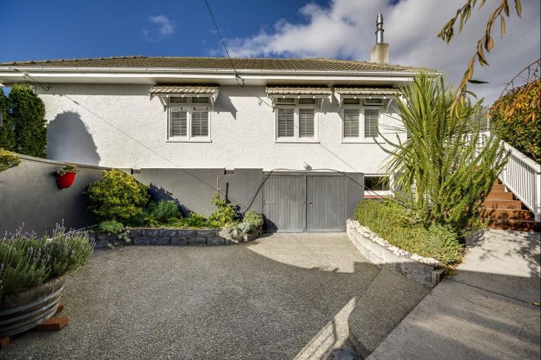Photo of property in 48 Campbell Street, Havelock North, 4130
