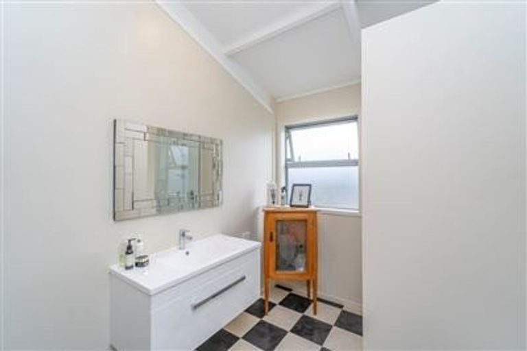 Photo of property in 17 Kuripuni Street, Kuripuni, Masterton, 5810