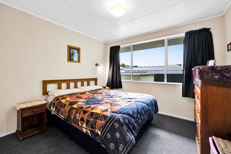 Photo of property in 10 Pitt Street, Normanby, Hawera, 4614