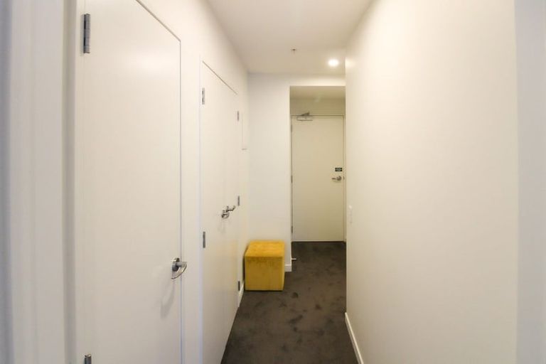 Photo of property in Pinnacle Apartments, E201/160 Victoria Street, Te Aro, Wellington, 6011