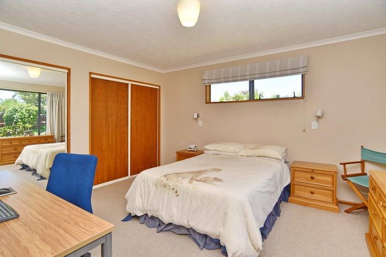 Photo of property in 6 Melford Close, Rangiora, 7400