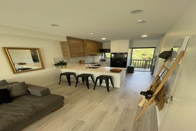 Photo of property in 132 Tiriwa Drive, Massey, Auckland, 0614