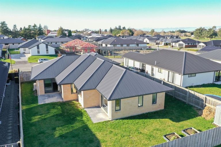 Photo of property in 28 Magnolia Drive, Netherby, Ashburton, 7700