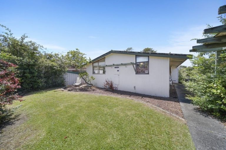 Photo of property in 1/57 Meadway, Sunnyhills, Auckland, 2010