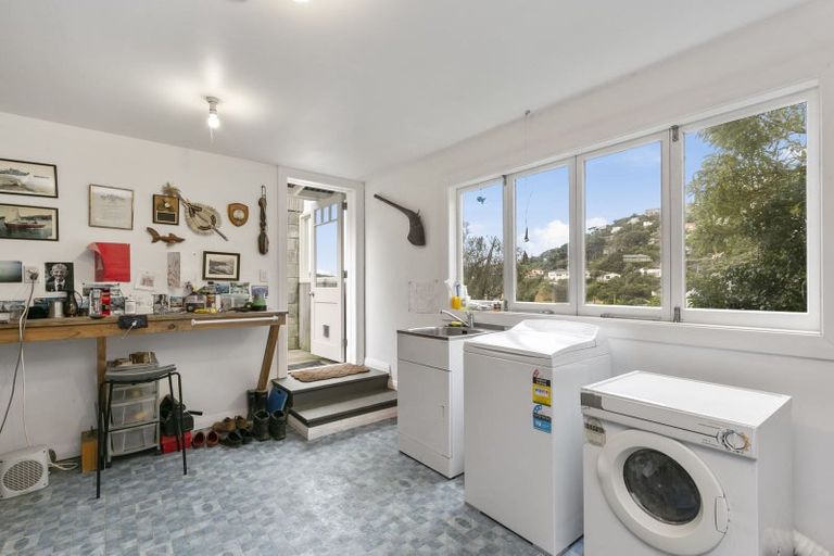 Photo of property in 71 Maida Vale Road, Roseneath, Wellington, 6011