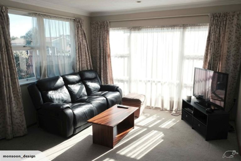 Photo of property in 46 Frensham Crescent, Woolston, Christchurch, 8062