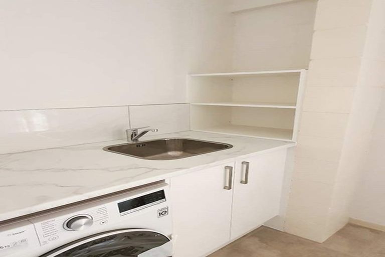 Photo of property in 146 Oaktree Avenue, Browns Bay, Auckland, 0630