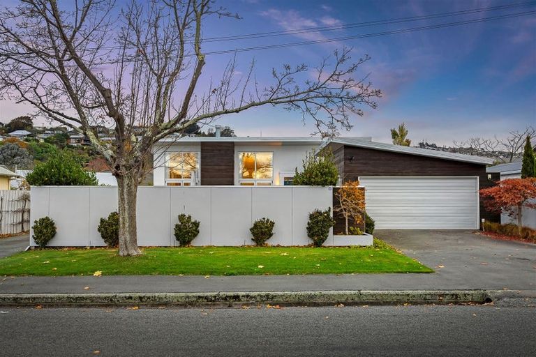 Photo of property in 8 Koromiko Street, Saint Martins, Christchurch, 8022